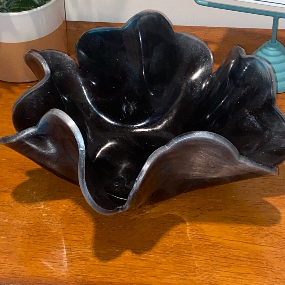 Handmade Resin Bowl‎